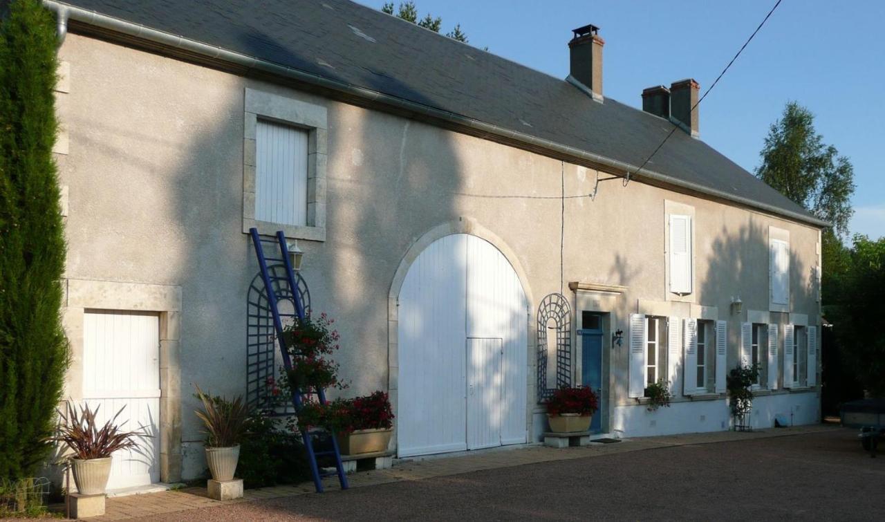 La Belle Des Champs Hotell Saint-Andelain Exteriör bild