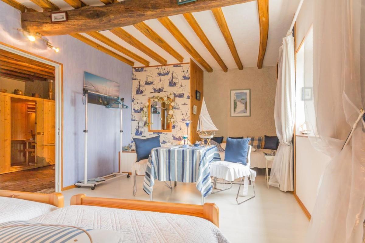 La Belle Des Champs Hotell Saint-Andelain Exteriör bild